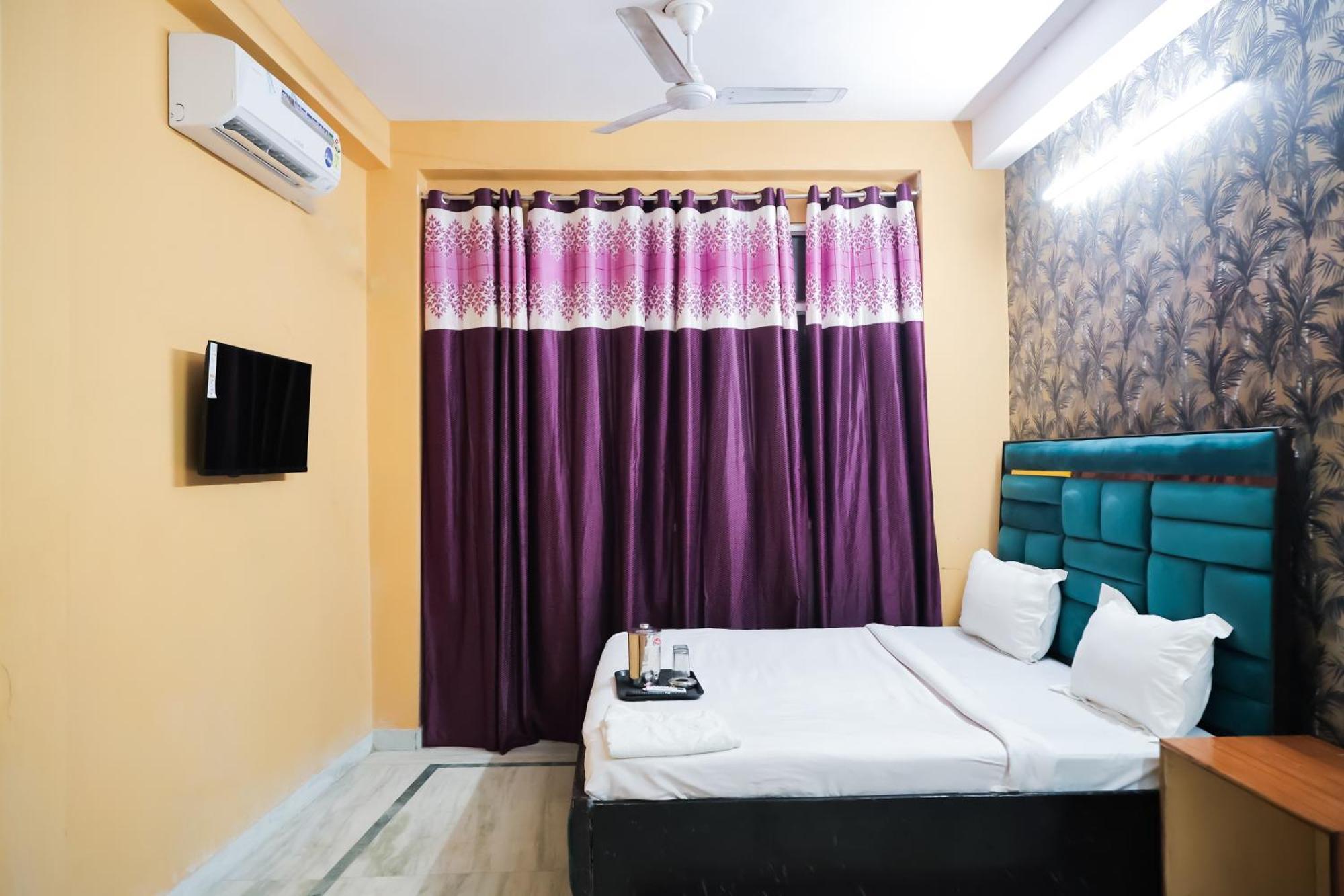 Mannat Stay Hotel - Laxmi Nagar New Delhi Eksteriør bilde